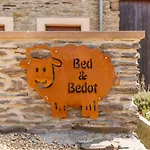 Bed & Bedot *