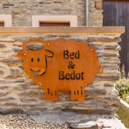 Bed & Bedot *